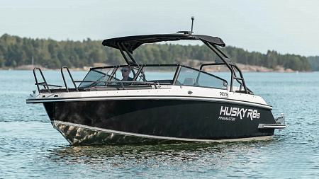 Катер Finnmaster Husky R8 S